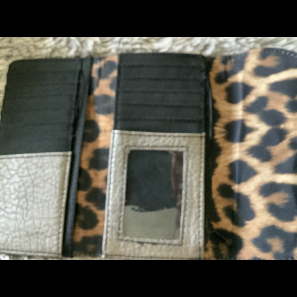Jessica Simpson Wallet - Picture 3 of 4